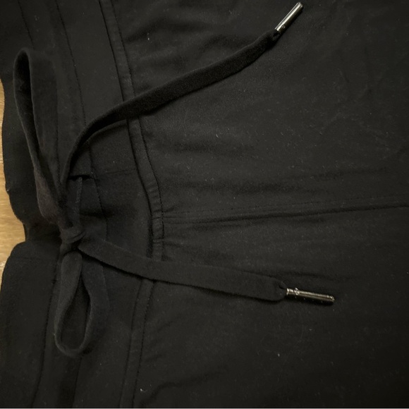 Lululemon athletica ready to rulu joggers in black, size 10 - Picture 2 of 6